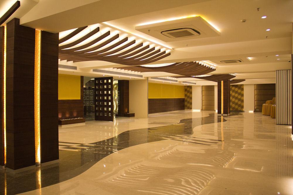 Hotel Icon Чандігарх Екстер'єр фото